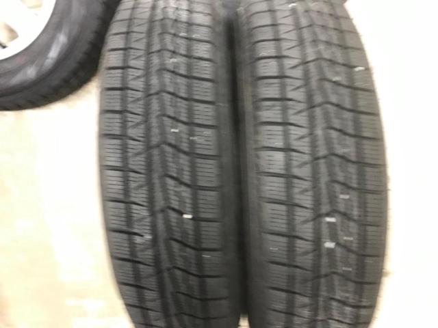 BRIDGESTONE (Bridgestone)
FEID (fade)
KD6
+
YOKOHAMA (Yokohama)
iceGUARD
iG70