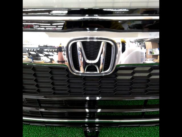 Honda
N-BOX custom / JF4
Genuine grill