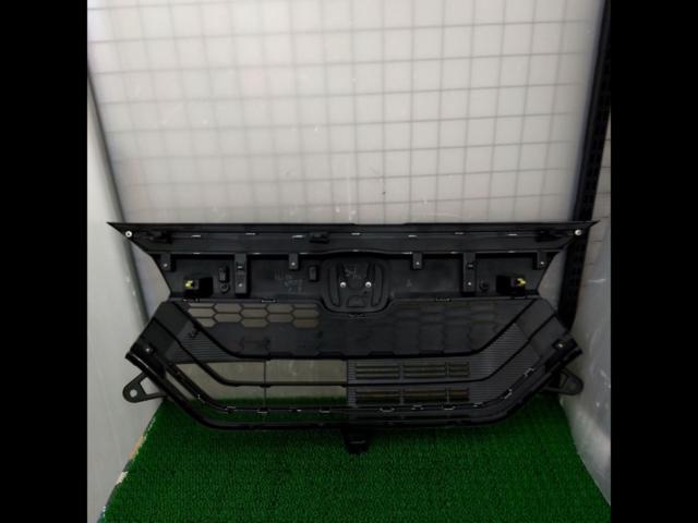 Honda
N-BOX custom / JF4
Genuine grill