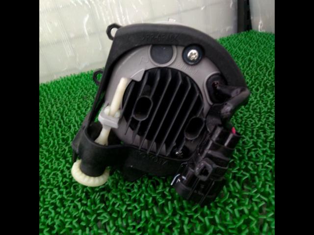 Toyota genuine
Fog lens
KOITO
30-413