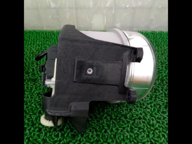 Toyota genuine
Fog lens
KOITO
30-413