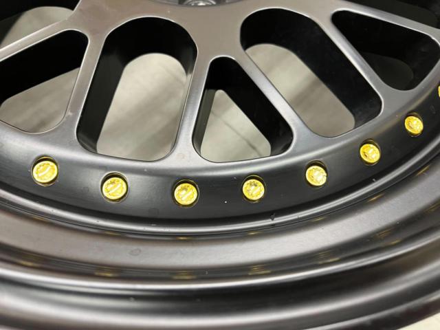 Whistler
SK1
Satin
Black
Face
2 piece set