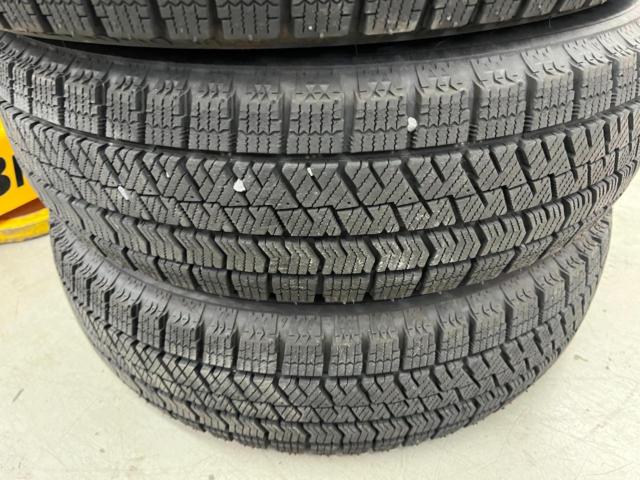 BRIDGESTONE
BLIZZAK
VRX2