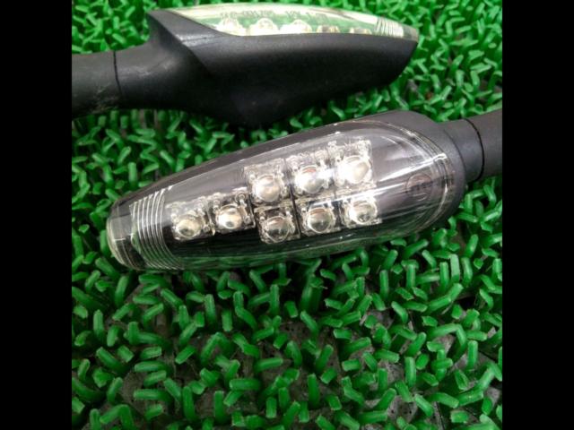 Unknown Manufacturer
LED turn signal