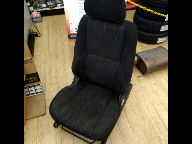 トヨタ アルテッツァ/SXE10 純正シート
