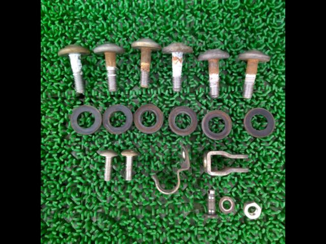 SUZUKI
GSX1300R
Peregrine falcon
Genuine step