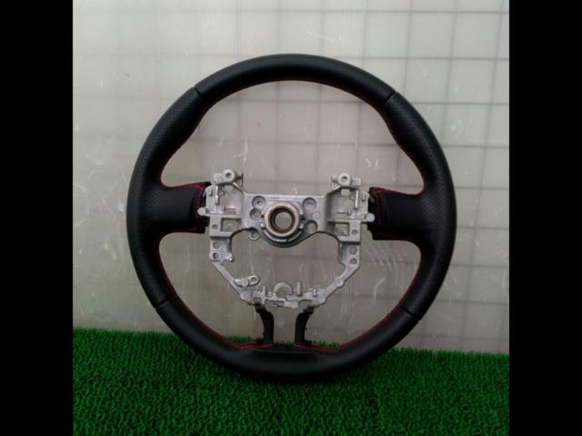 Toyota
86 / ZN6
Genuine steering