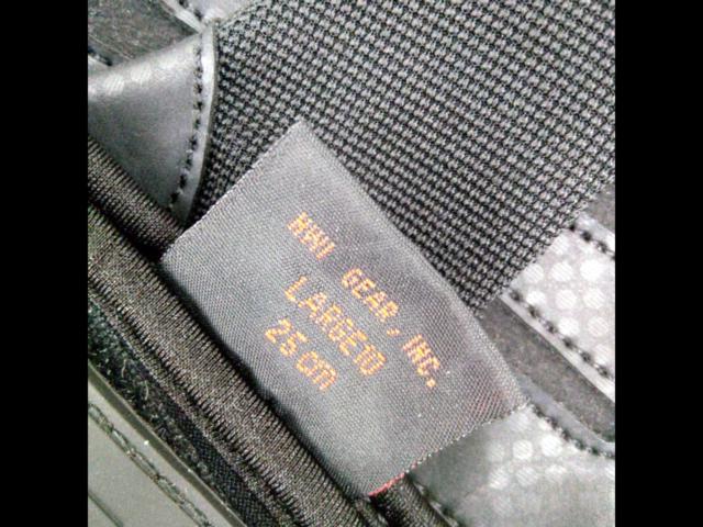 L size HWI
Riding Gloves