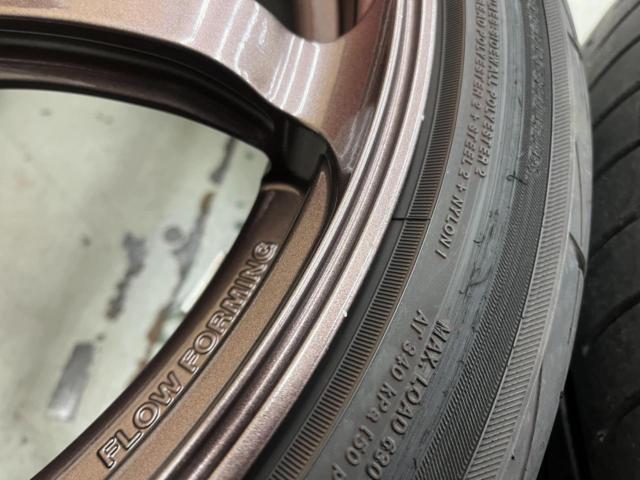 YOKOHAMA ADVAN Racing RG4+YOKOHAMA ADVAN FLEVA | やや傷や汚れあり | アップガレージ 昭島店 ...