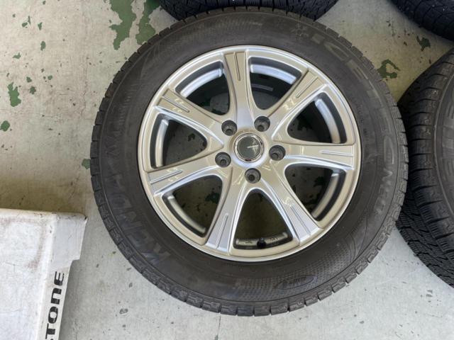 YFC
MILLOUS
RE + KENDA
KR36