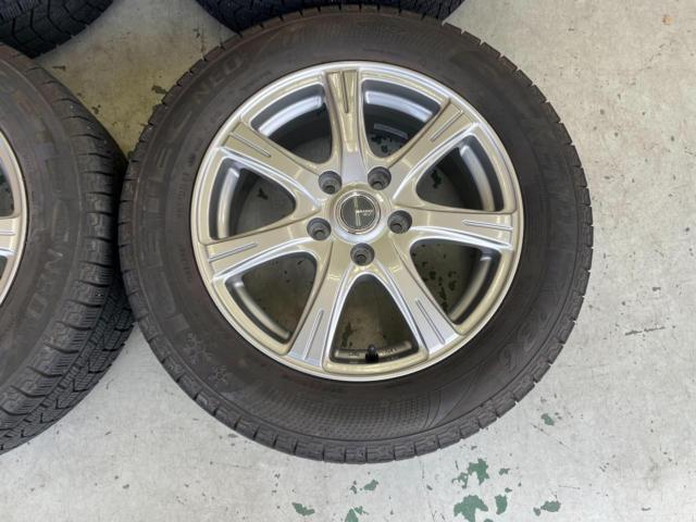 YFC
MILLOUS
RE + KENDA
KR36