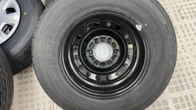 【納車外し】 トヨタ純正 200系ハイエーススチールホイール+ BRIDGESTONE ECOPIa RD613 195/80R15 107/105S LT 4本セット