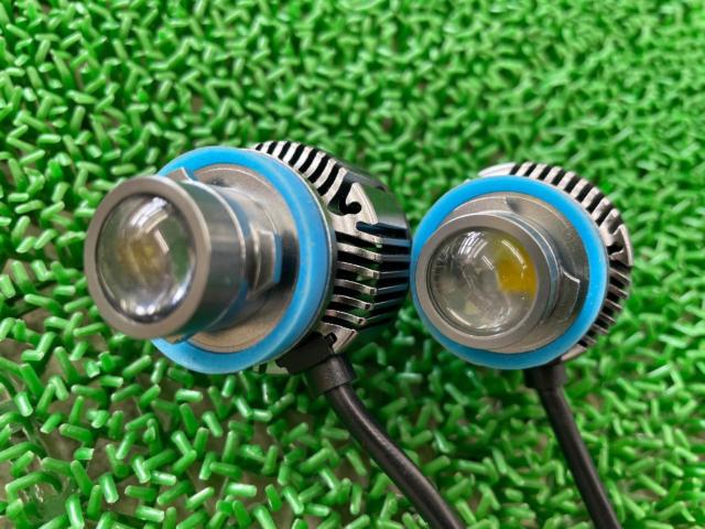 【H8/H11/H16】メーカー不明2色切替 LEDフォグランプ