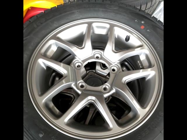 SUZUKI
JB64W Jimny Studless Wheels