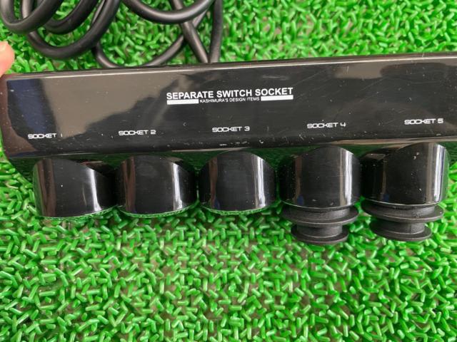 Kashimura
5-way cigarette lighter power adapter
KX-146