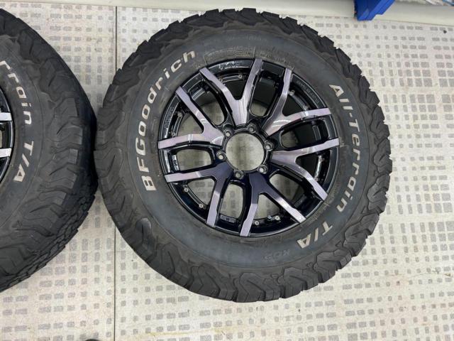 RAYS(レイズ) DAYTONA(デイトナ) FDX F6  + BFGoodrich(ビーエフグッドリッチ) ALL Terrain T/A K02 265/70R17