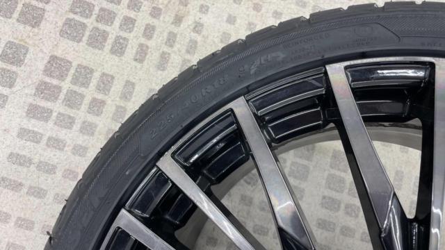 【プリウス等♪新品タイヤ付き♪】AXEL REDIRE   + KENDA KR20 225/40R18 92H