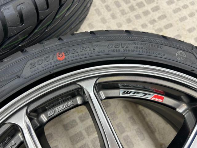 WORK(ワーク) EMOTION(エモーション) CR kiwami (4HOLE)  + KENDA(ケンダ) KR20 205/45ZR17 88W(205/45R17)