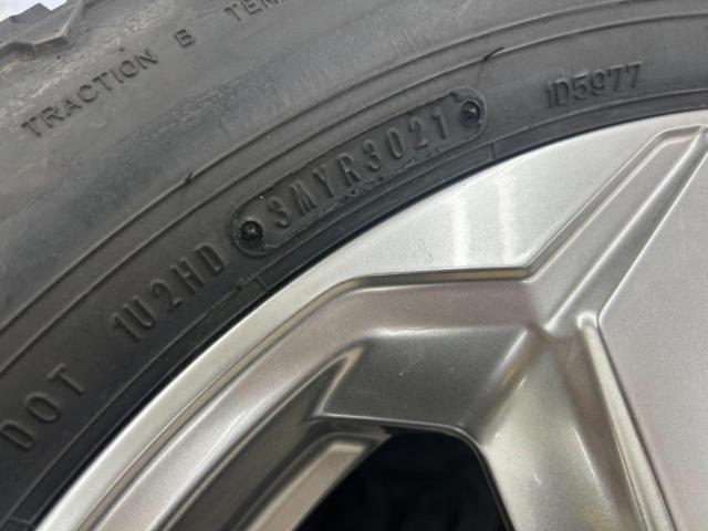 TOYOTA with off-road package and tires
RAV4
G grade early period original wheel
+
FALKEN
WILDPEAK
A / T
TRAIL
01A