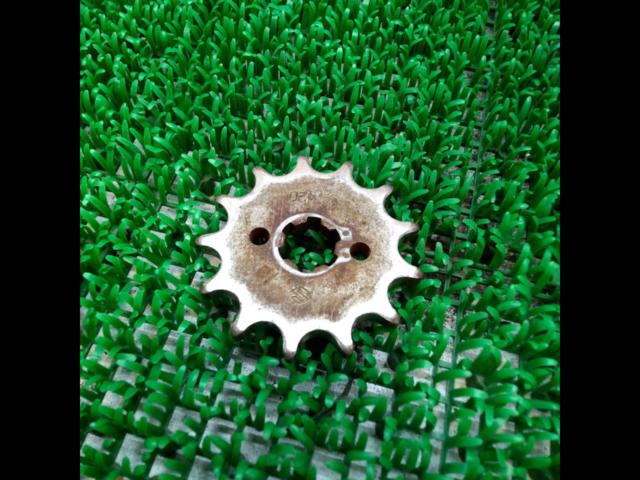 SUZUKI/GS50
Front sprocket