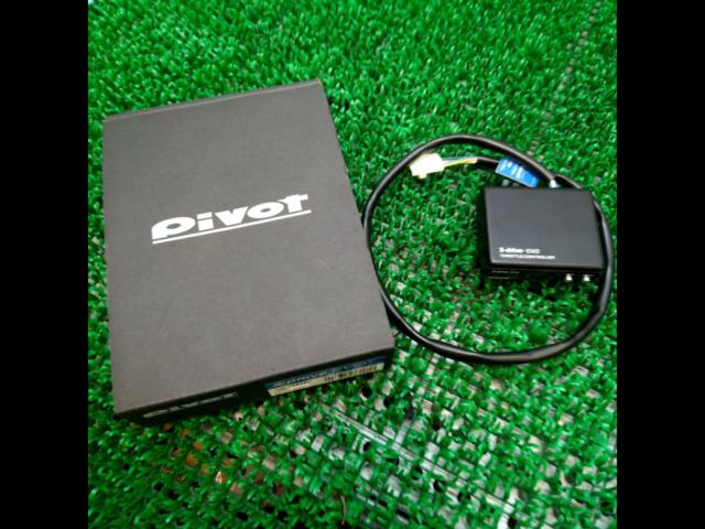 PIVOT
Throttle controller
3-DRIVE
EVO
3DE