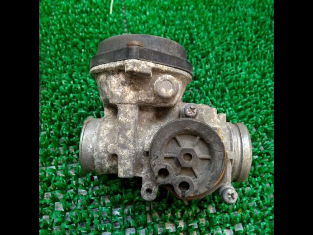 Wakeari
Model unknown
Throttle body