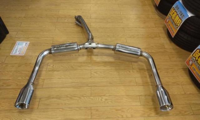 GANADOR
Vertex
Harrier / SZU60W / SZU65W
Two out muffler