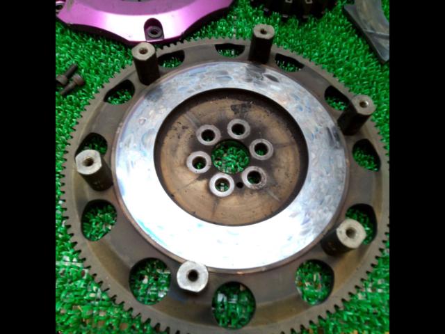 EXEDY
Twin carbon clutch
NM042SBMC1