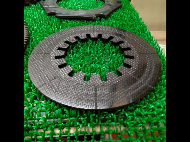 EXEDY
Twin carbon clutch
NM042SBMC1