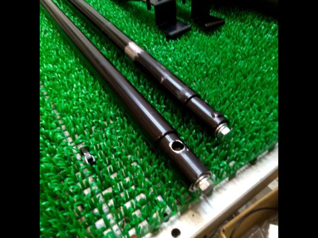 Toyota
Hiace 200
Indoor career