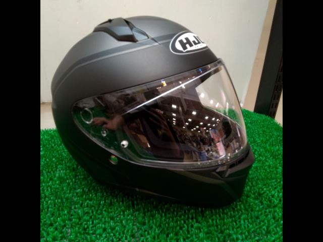 Size: 55-56cm HJC
C10
Full-face helmet