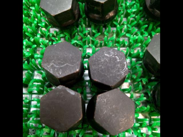 Black Hex Tapered Nuts
12x1.25
19 HEX