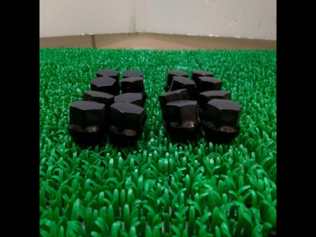 Black Hex Tapered Nuts
12x1.25
19 HEX