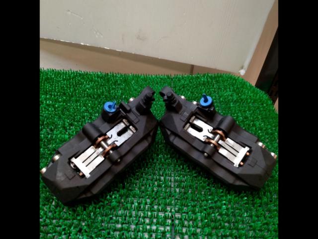 DAYTONA
NISSIN
6POT caliper
Right and left