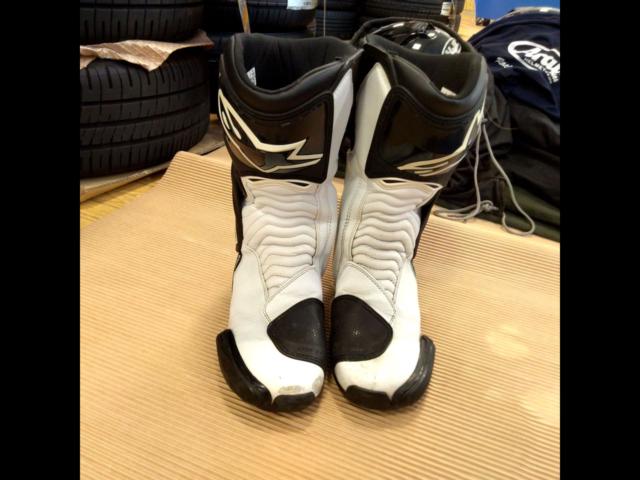 Size: 26cm Alpinestars
SMX-6
V2
Riding boots