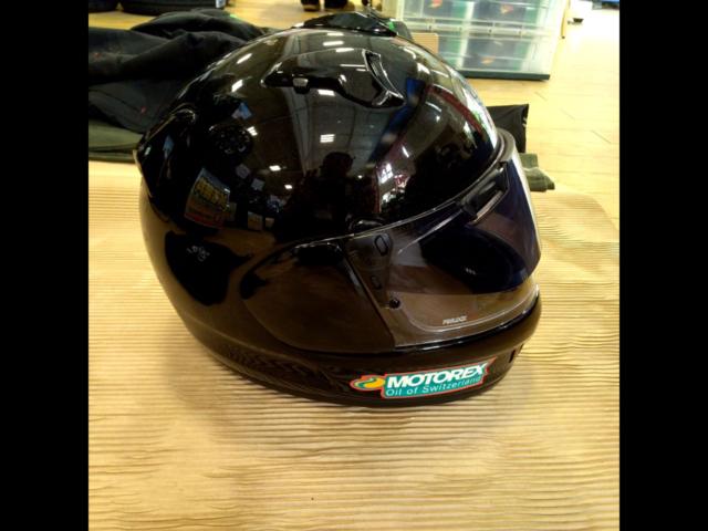 57
~
58cm Arai
XD
Glass Black