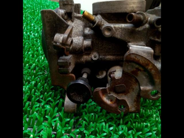 Genuine carburetor SR400
Removed from the 1994 model.