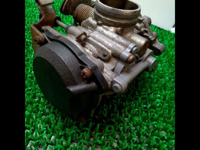 Genuine carburetor SR400
Removed from the 1994 model.