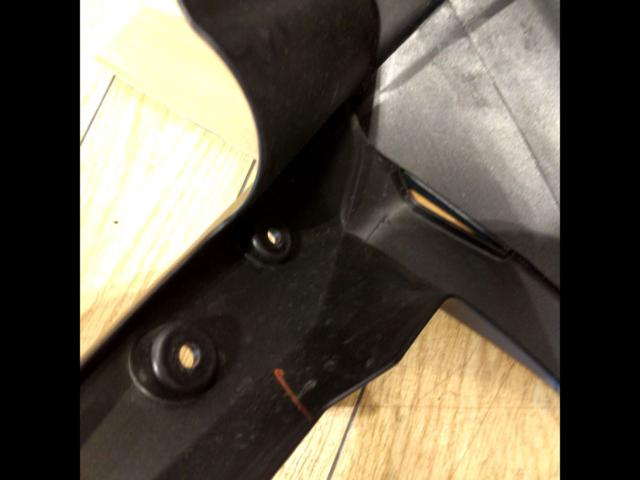 Genuine front fender
35038-0021Ninja
ZX-25R