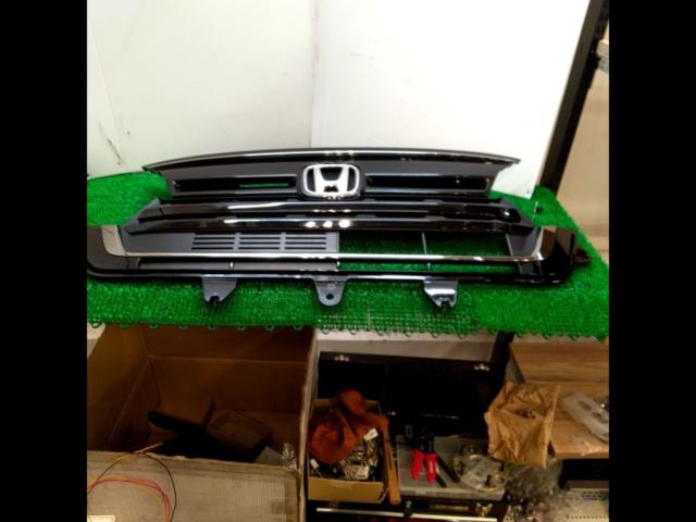 Honda
N-BOX
Late JF4
Genuine front grille