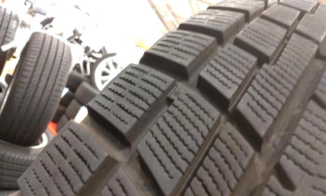 BRIDGESTONE TOPRUN R7 + YOKOHAMA iceGUARD iG52c