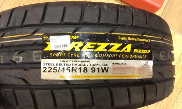 RAYS VOLK RACING TE37 TTA Progressive Model + DUNLOP DIREZZA DZ102