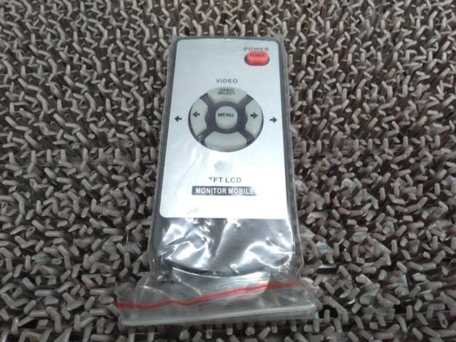 Unknown Manufacturer
15.4 inches flip down monitor