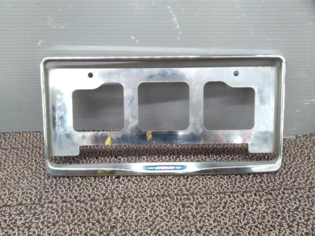 DAIHATSU
Genuine number frame