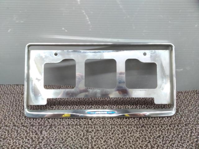 DAIHATSU
Genuine number frame