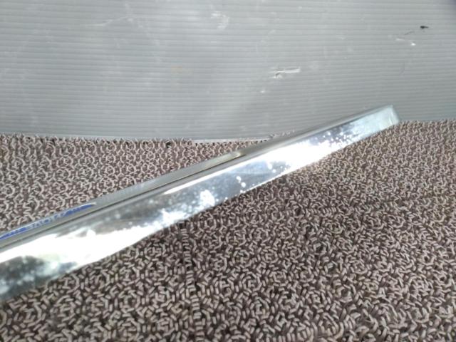 DAIHATSU
Genuine number frame