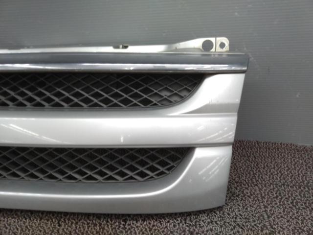 SUZUKI 純正フロントグリル