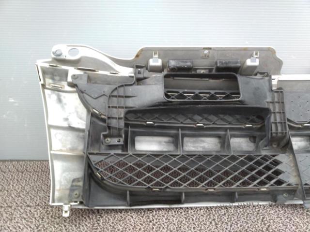 SUZUKI 純正フロントグリル