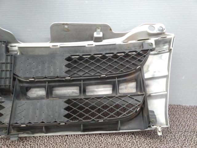 SUZUKI 純正フロントグリル