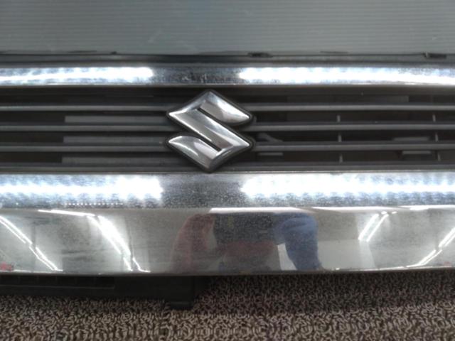 SUZUKI 純正フロントグリル